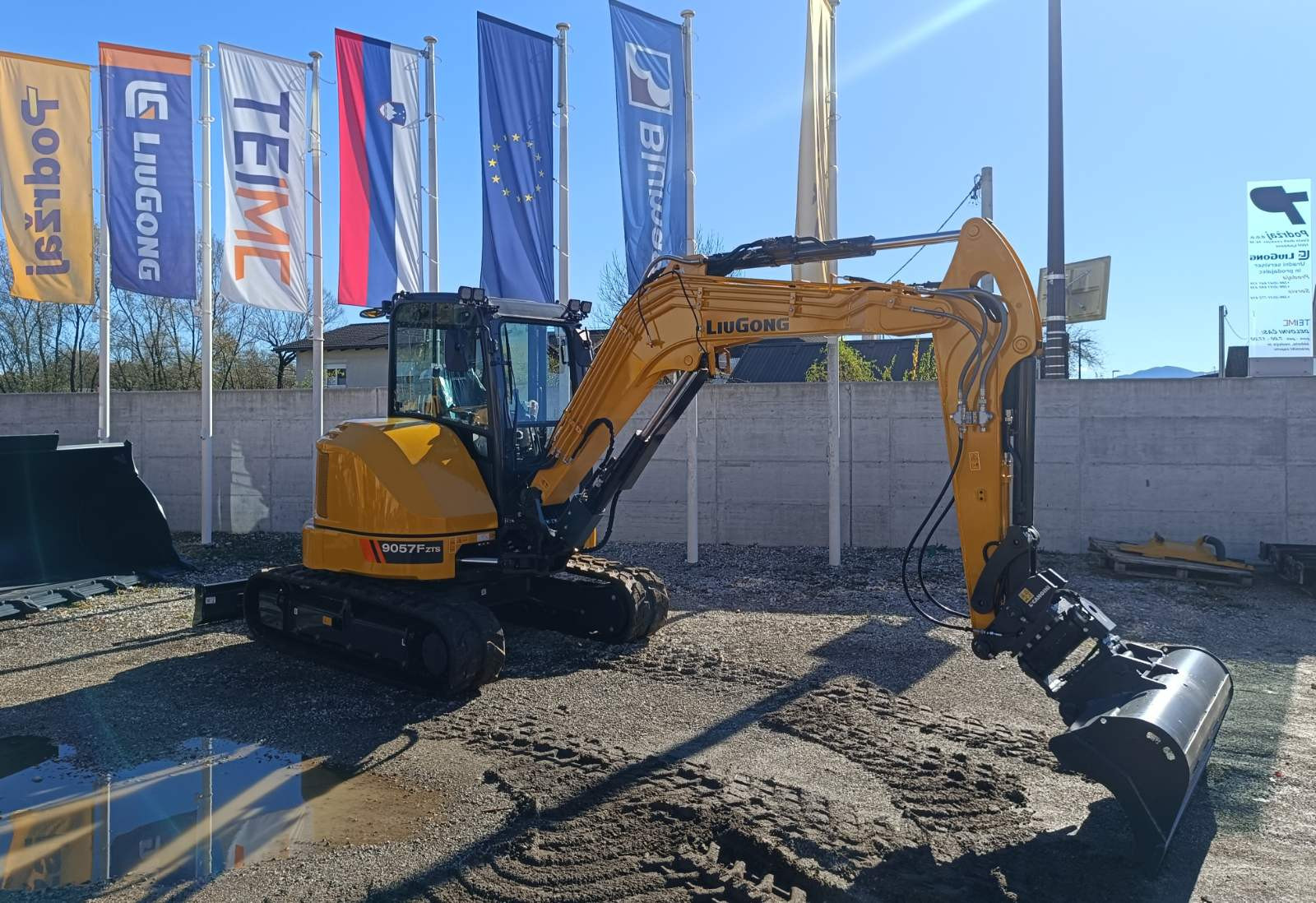 Mini excavator Liu Gong 9057F zts