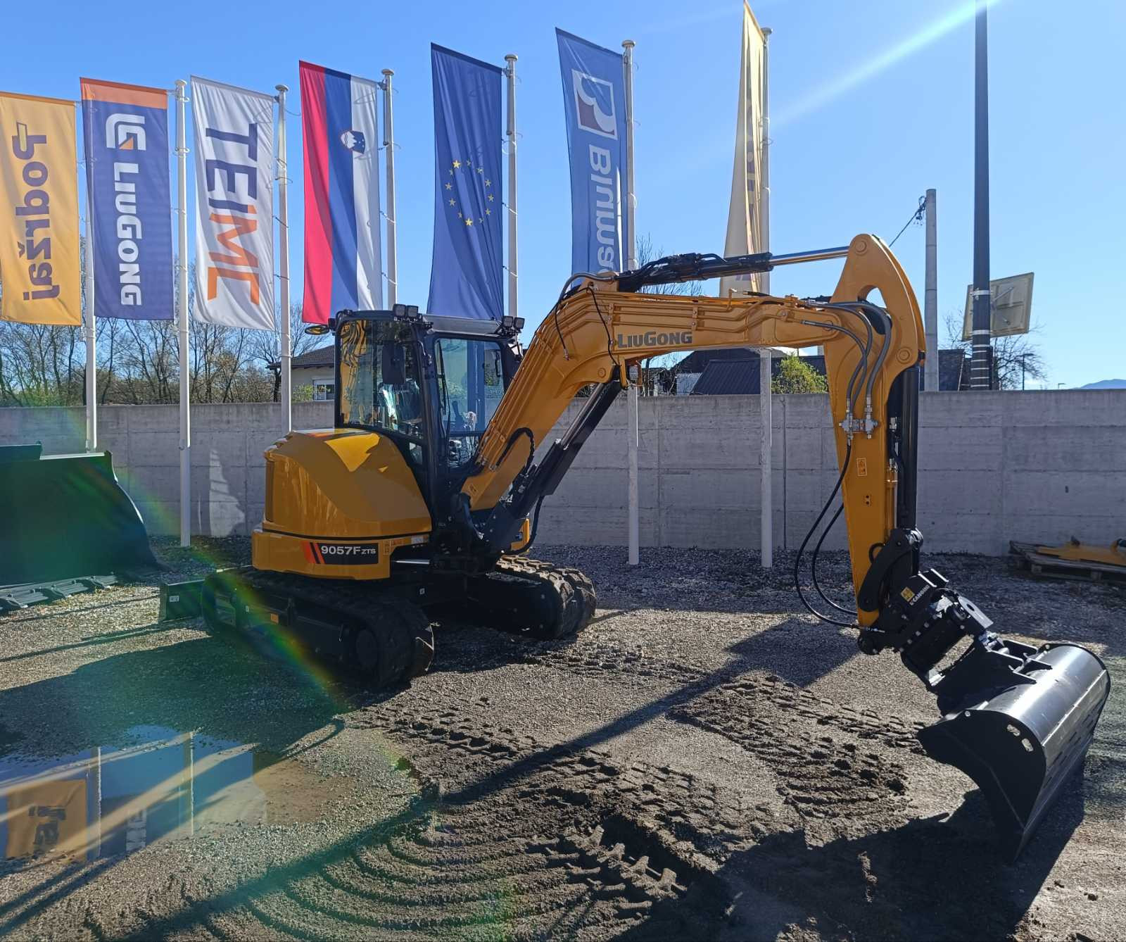 Mini excavator Liu Gong 9057F zts