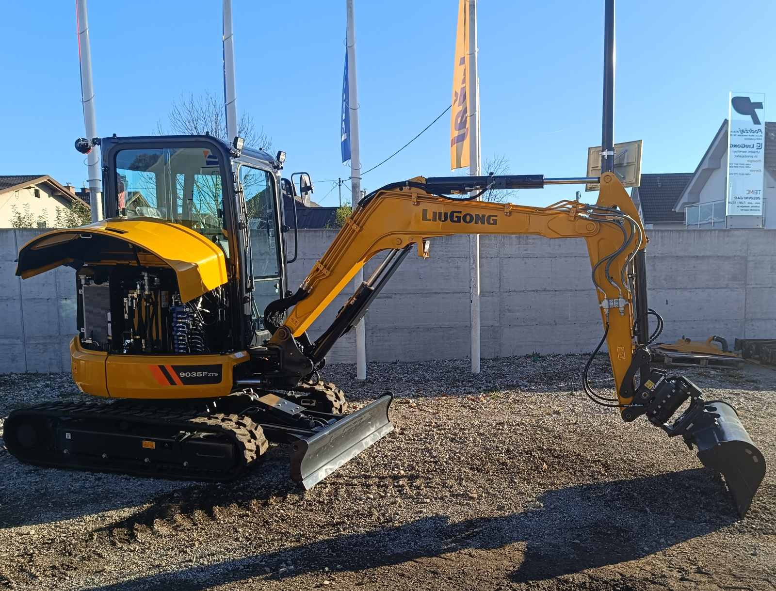 Mini excavator Liu Gong 9035F zts