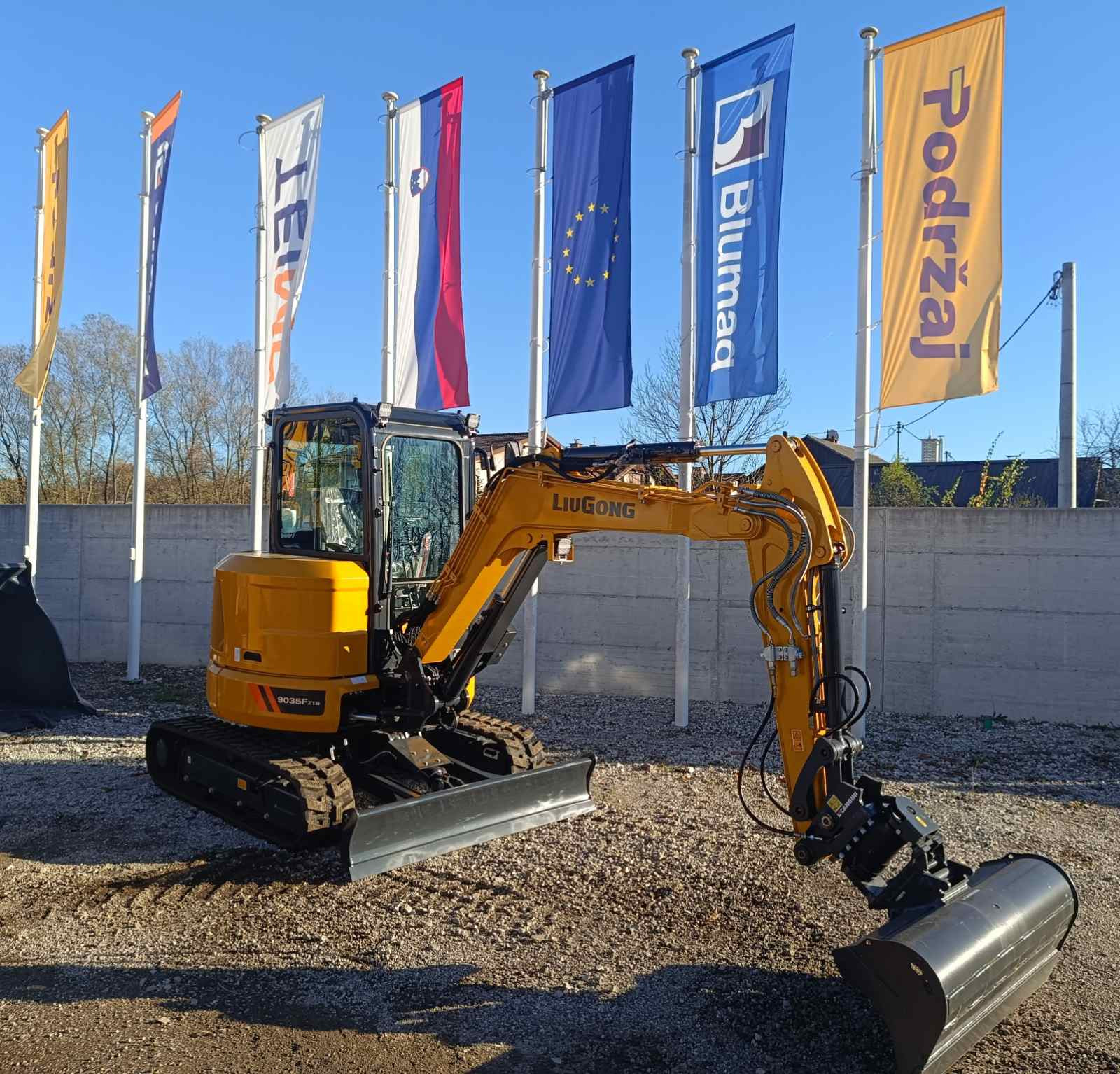 Mini excavator Liu Gong 9035F zts